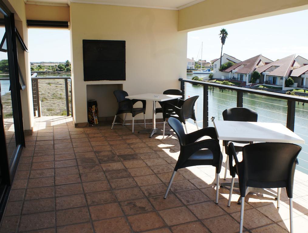 Le Marina B&B Velddrif Bagian luar foto