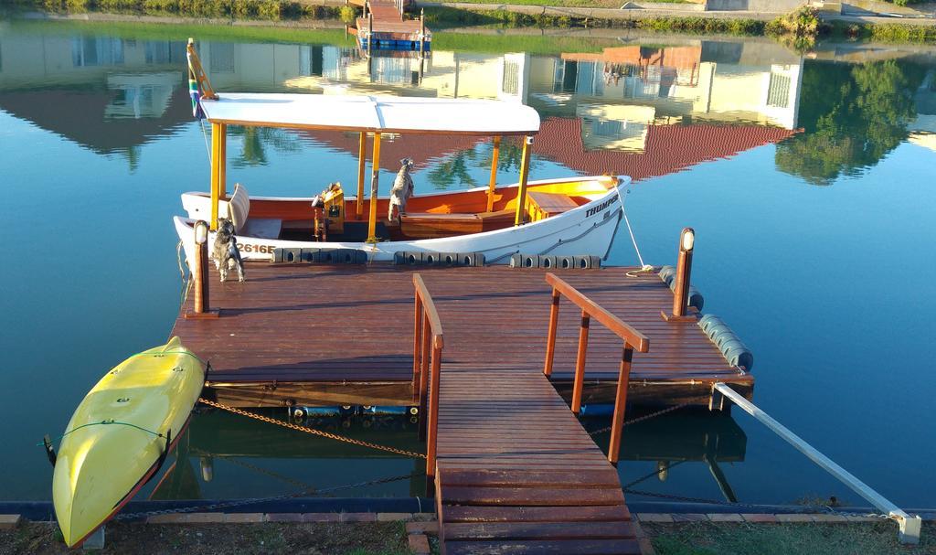 Le Marina B&B Velddrif Bagian luar foto