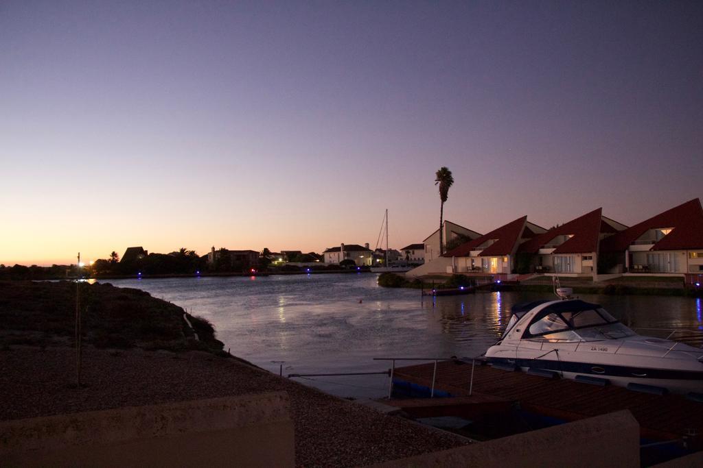 Le Marina B&B Velddrif Bagian luar foto